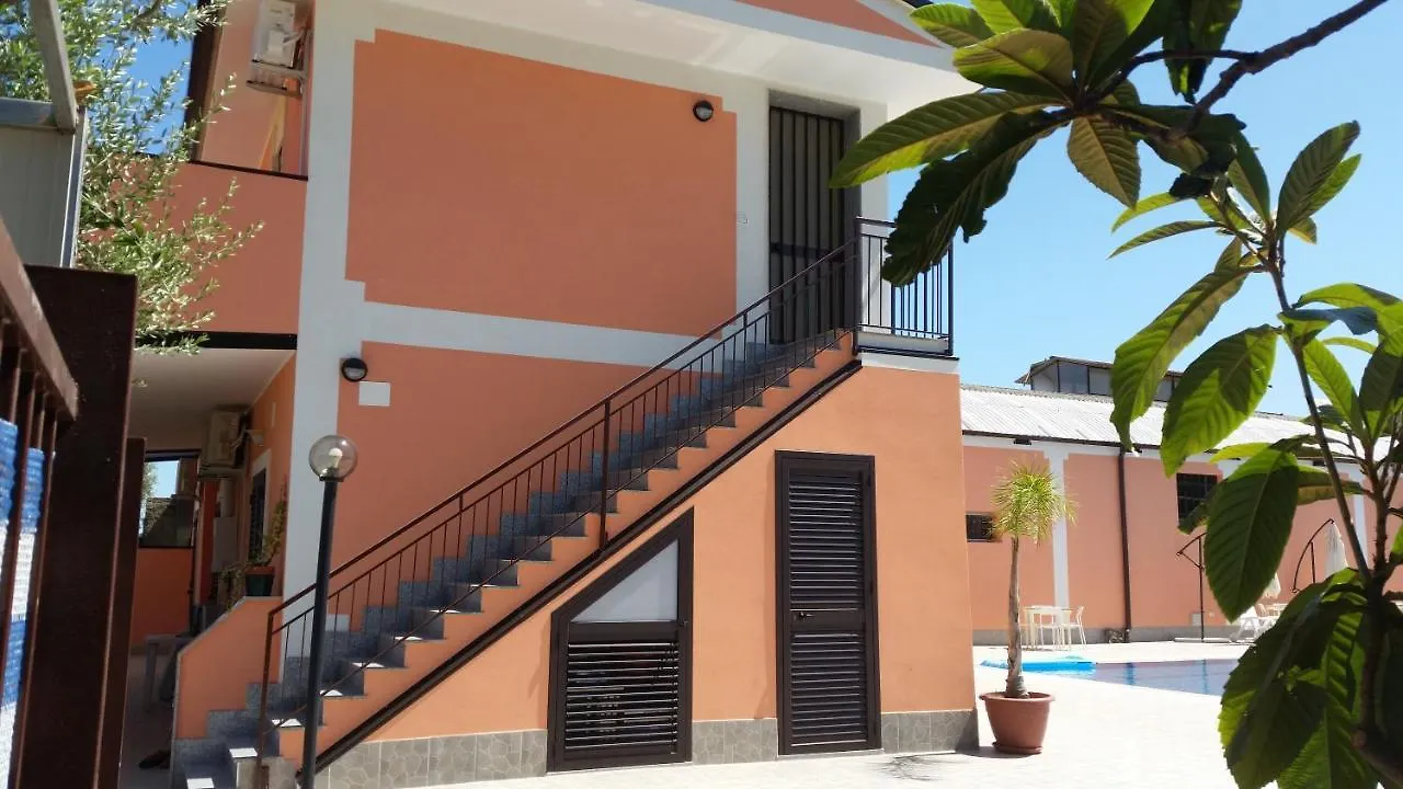 Villa due delfini Syracuse 0*,